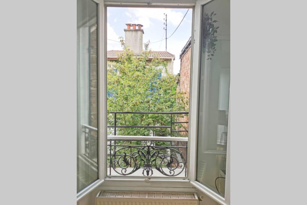 #4 Joli Appartement A 2 Pas Du Metro Et Paris 20 バニョレ エクステリア 写真